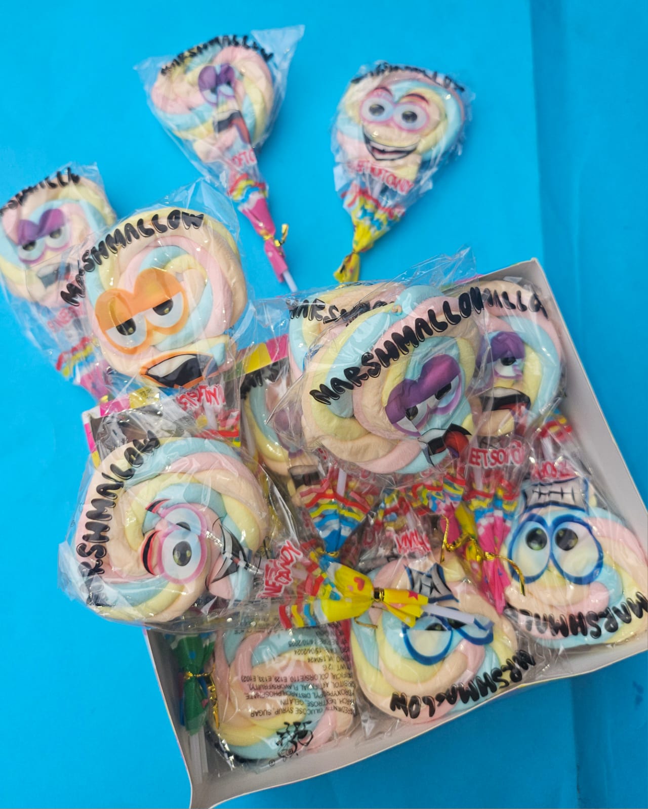 marshmallow-pops.jpg